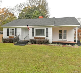 291 3rd Ave, Moundville, AL 35474