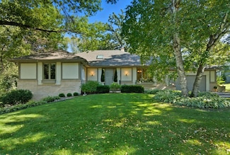5225 Evanswood Ln, Edina, MN 55436