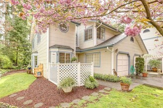 2801 NE 195th St Unit D17, Lake Forest Park, WA 98155