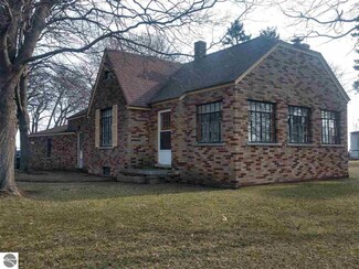 5625 Mabel, Au Gres, MI 48703