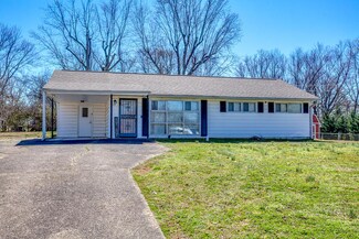 304 Sky Dr, Knoxville, TN 37912
