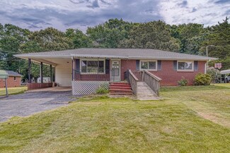 214 Crawford Cir, Spartanburg, SC 29301