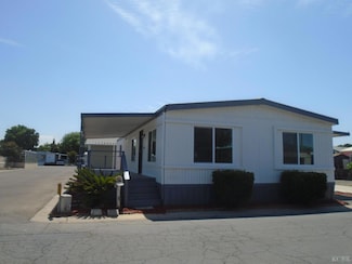 17 E Grangeville Blvd, Hanford, CA 93230