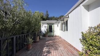 23777 Mulholland Hwy Unit 121, Calabasas, CA 91302