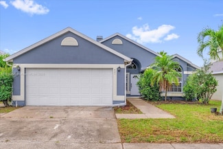 401 Oxford Dr, Davenport, FL 33897