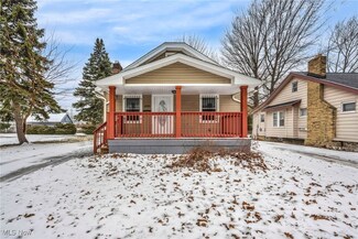 1530 E 219th St, Euclid, OH 44117