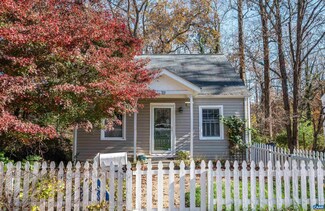 19 Mobile Ln, Charlottesville, VA 22903