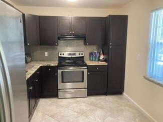 565 Oaks Ln Unit 310, Pompano Beach, FL 33069