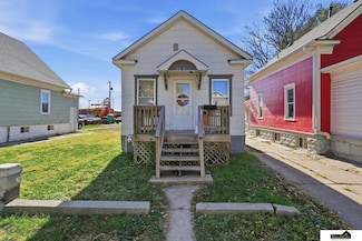1137 Charleston St, Lincoln, NE 68508