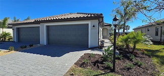 15822 Sunny Day Dr, Bradenton, FL 34211