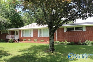 1280 Main St W, Rainsville, AL 35986