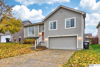 6614 N 148th St, Omaha, NE 68116