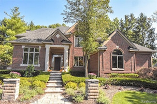 4215 Rolling Pines Ct, Commerce Township, MI 48382