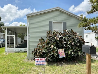 7017 Grand Rapids Dr, Tampa, FL 33619