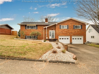 710 Flinn Ave, Ravenswood, WV 26164