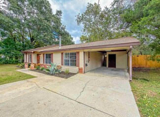 703 NE 3rd St, Havana, FL 32333