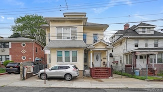 85-35 Parsons Blvd, Jamaica, NY 11432