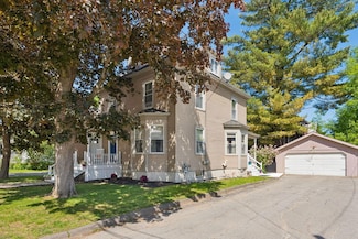 13 Bartlett St, Waterville, ME 04901