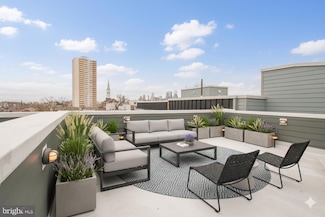 1022 24 S 2nd St Unit 4, Philadelphia, PA 19147