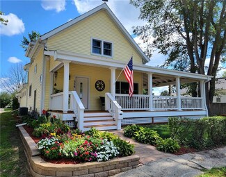 514 E 4th St S, Newton, IA 50208