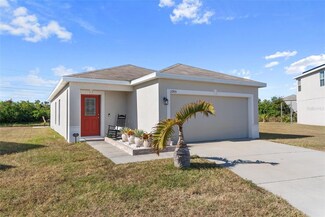 11905 Grand Kempston Dr, Gibsonton, FL 33534