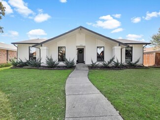 1820 Castille Dr, Carrollton, TX 75007