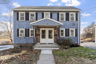 42 Stevens St, Andover, MA 01810