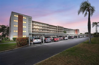 5501 80th St N Unit 405, Saint Petersburg, FL 33709