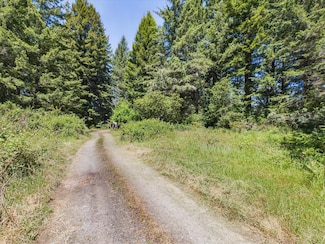 255 Kingston Rd, McKinleyville, CA 95519