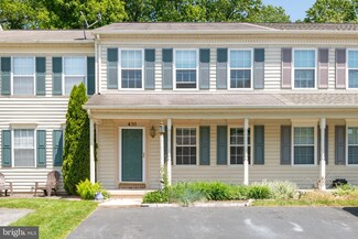 420 Rockwood Dr, Elizabethtown, PA 17022