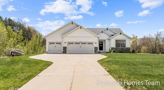 12436 State Rd, Nunica, MI 49448