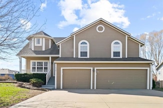8005 NE 112th St, Kansas City, MO 64157