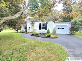 583 Front St, Jamestown, NY 14701