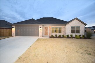 891 Trailwood St, Tontitown, AR 72762