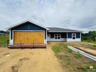 1307 East Ave, Clay Center, KS 67432