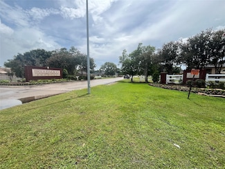 6703 Rustling Oaks Dr, Richmond, TX 77469