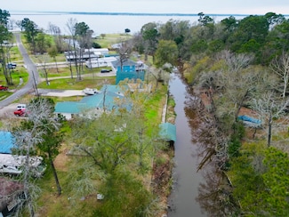 662 Tallow St, Onalaska, TX 77360