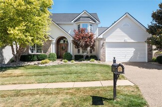 909 Emerald Oaks Ct, Eureka, MO 63025