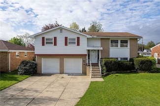 2755 Hetzel Dr, Cleveland, OH 44134