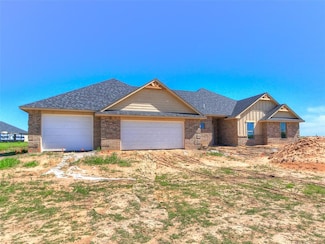 2208 E Cover Ln, Stillwater, OK 74074