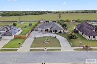 173 Village East Dr, Los Fresnos, TX 78566