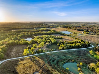 000 County Road 1044, Auxvasse, MO 65231