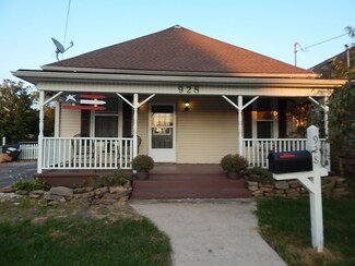 928 N Marion Ave, Springfield, MO 65802