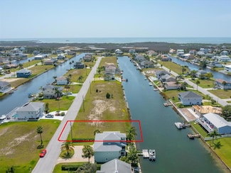 4041 Cobia Dr, Hernando Beach, FL 34607