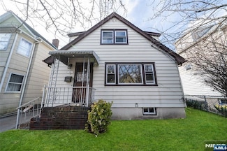 104 Hayward Place Unit 1, Wallington, NJ 07057