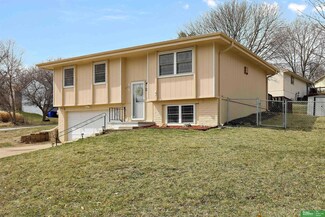 14216 Greenfield Rd, Omaha, NE 68138