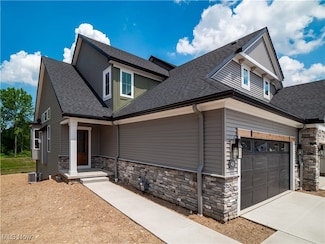 433 Bordeaux Blvd, Broadview Heights, OH 44147