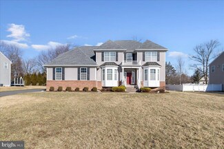 35 Brandon Rd W, Pennington, NJ 08534