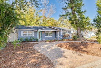 2004 Douglas Ave, Dunedin, FL 34698