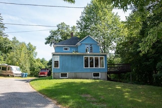 1001 Stafford St, Rochdale, MA 01542